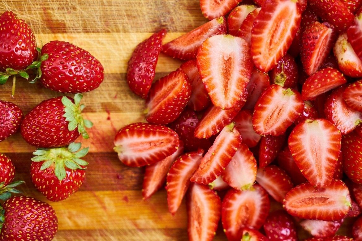 Berries for Strawberry Balsamic Vinaigrette Dressing